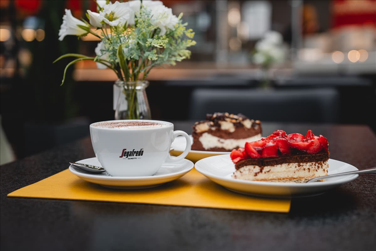 Fenzini Cafe & Bistro