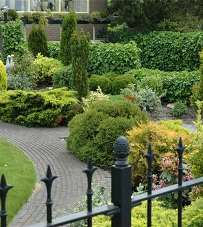 Schick eingerahmt: Gartenzäune sind nicht nur nützlich sondern auch schön