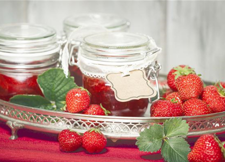 Vom Strauch auf den Frühstückstisch – nach der Ernte kommt der Genuss Vom Strauch auf den Frühstückstisch – nach der Ernte kommt der Genuss